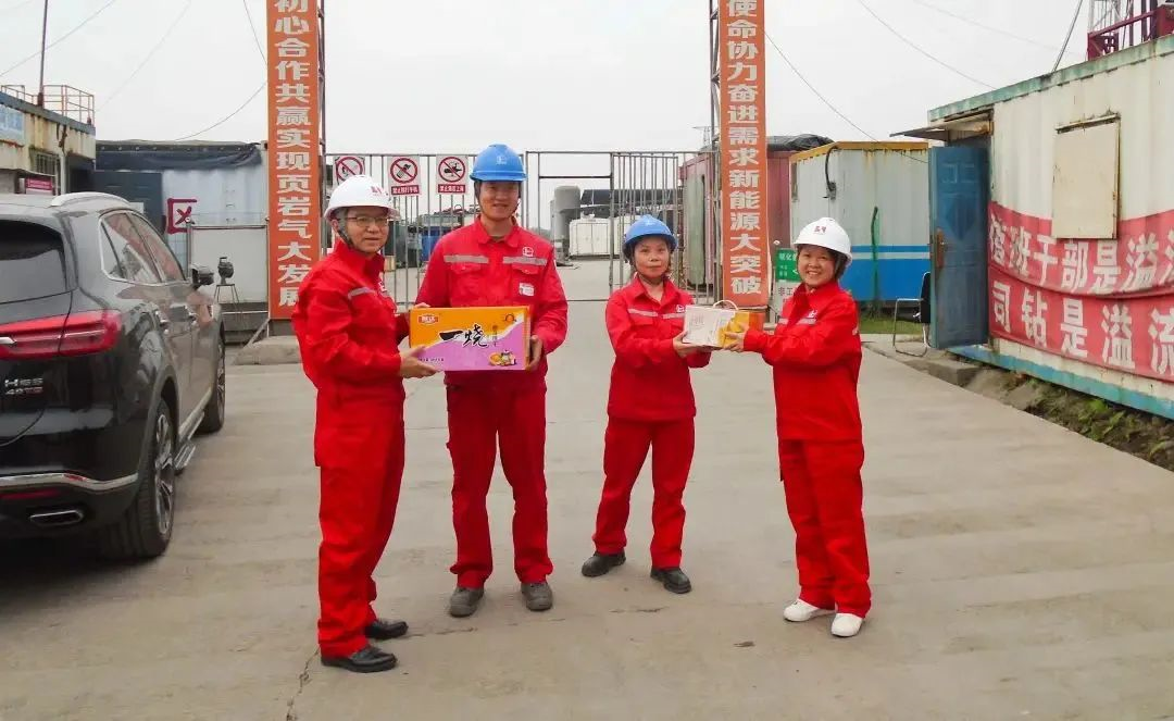 情系員工到一線，傳遞關(guān)懷暖人心(圖1)
